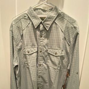 Howler Bros Hyperlite fishing shirt.  Never worn.